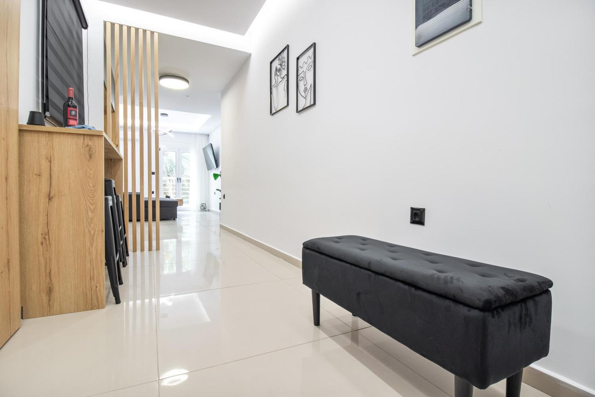 New Luxury Apartment Near Center With Garden View Bendevís Exteriér fotografie
