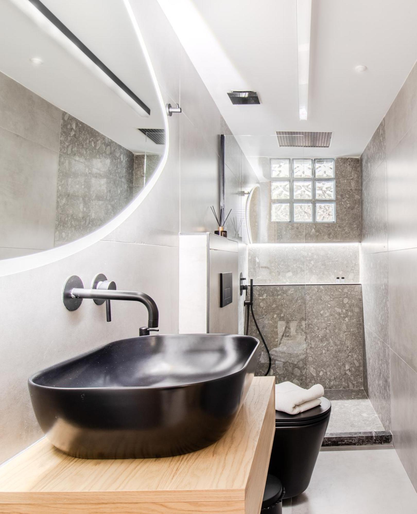 New Luxury Apartment Near Center With Garden View Bendevís Exteriér fotografie